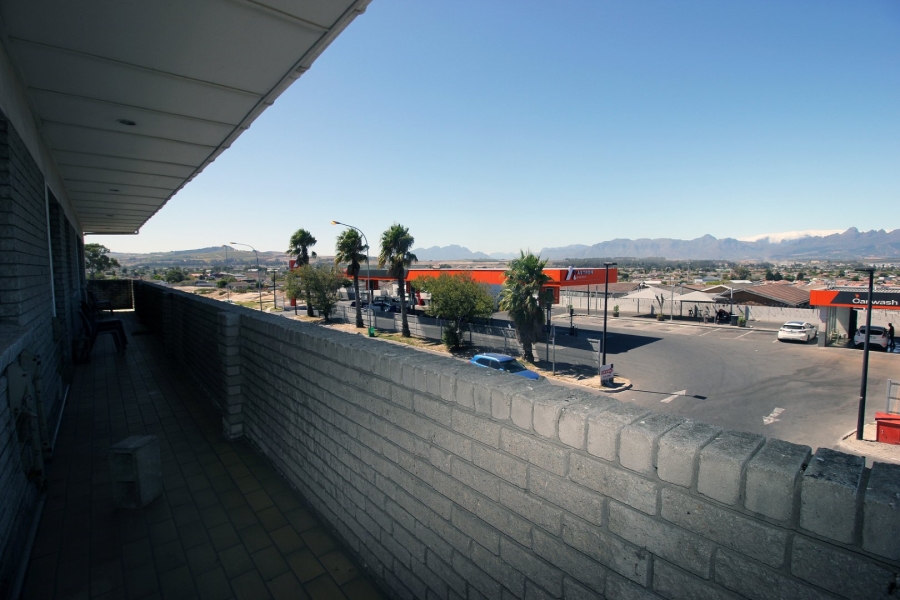 Commercial Property for Sale in Tuscany Glen Western Cape